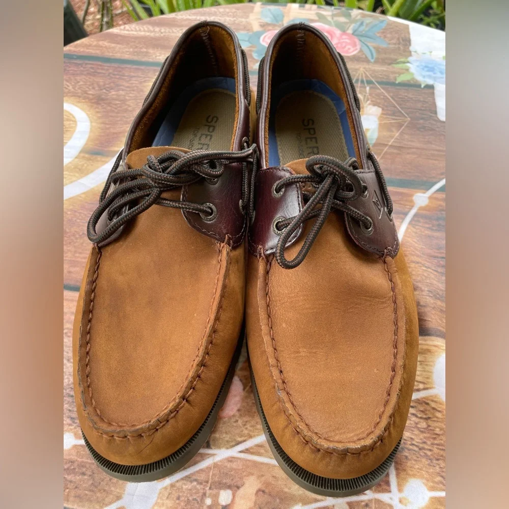 Sperry Brown Boat Shoes Classic Nautical Design